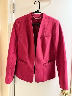 White House Black Market Tailored Blazer